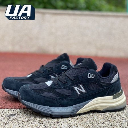 New Balance M992BL 36-46