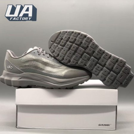 Alo Yoga Runner Gray